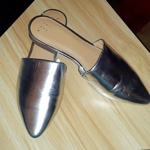 Women's Silver Slides sz 9